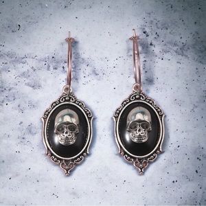 Skull Earrings